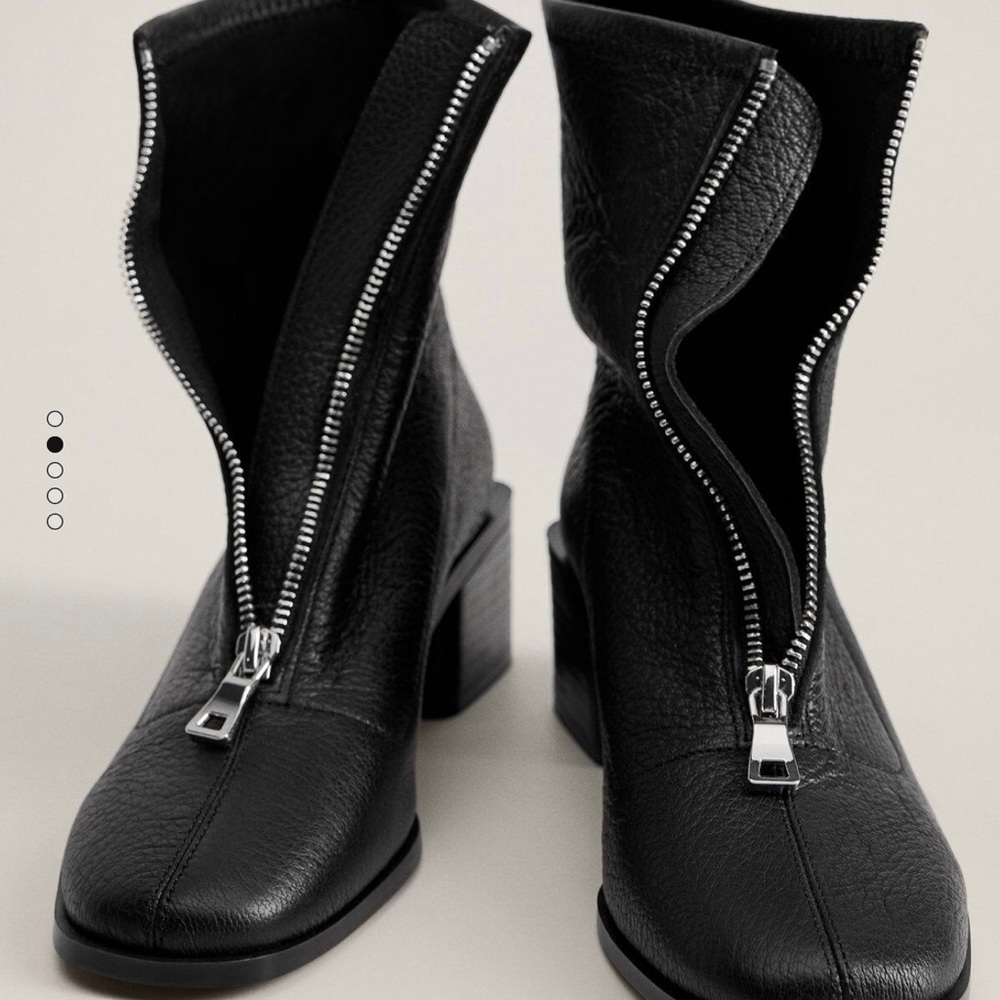 Mango boots side 8 , (39 ) . Worn once